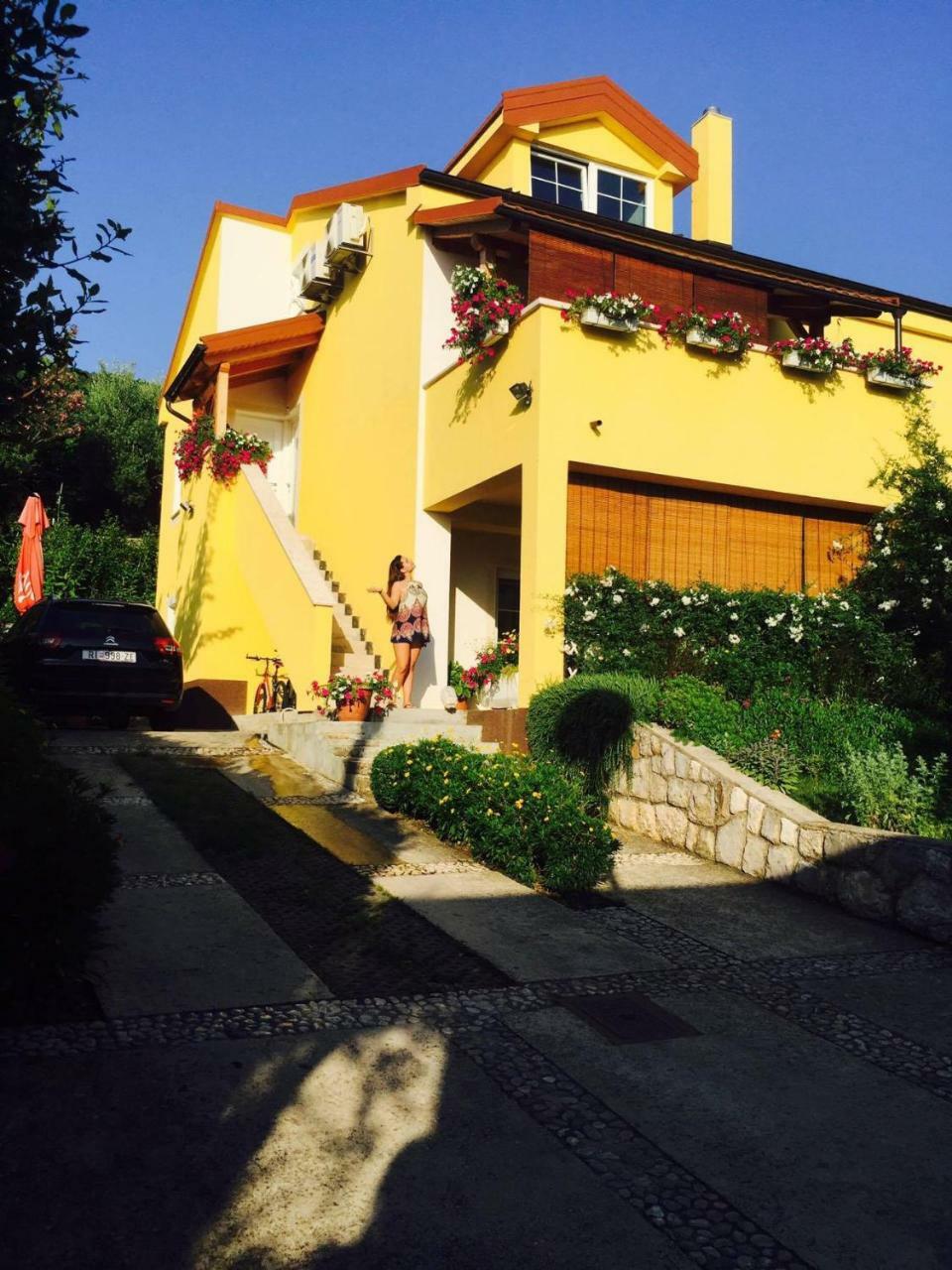 Apartman Nekic ツレス エクステリア 写真