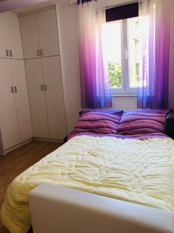 Apartman Nekic ツレス エクステリア 写真